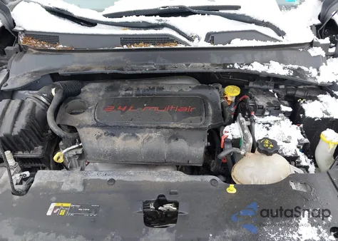 2018 Jeep Compass Latitude 4X4 из США, поврежденный, VIN 3C4NJDBB6JT457022